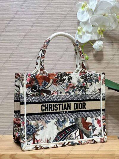 Тоут Dior