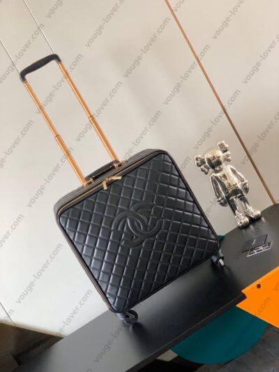 Чемодан Chanel